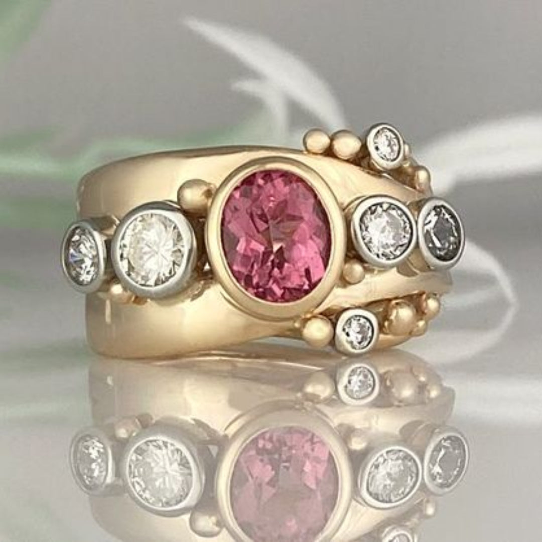Vintage Red Zirconia Golden Ring 0