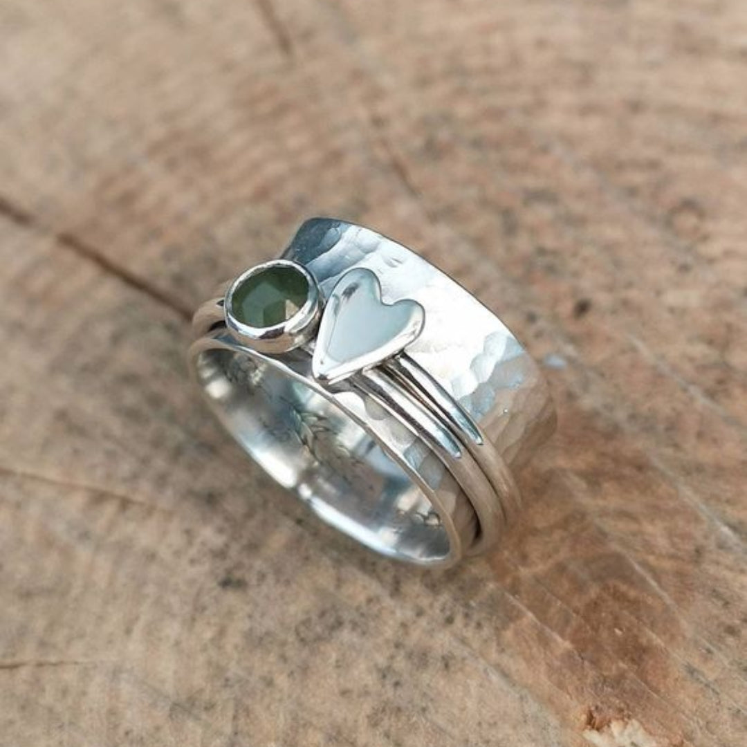 Vintage Silver Heart Ring - Timeless Elegance 0