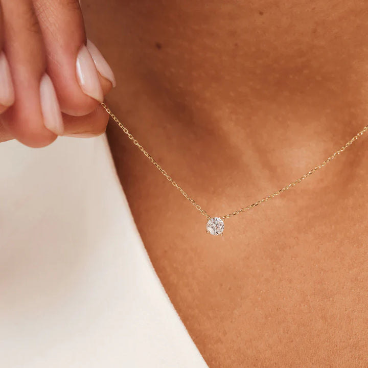 Cléa Moissanite Stone Necklace Gold