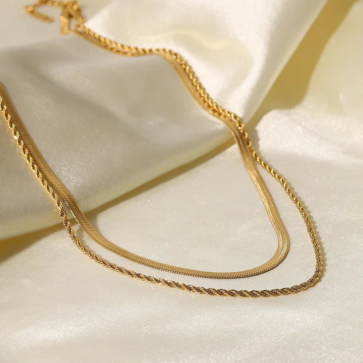 Juliana Solvia Necklace Gold